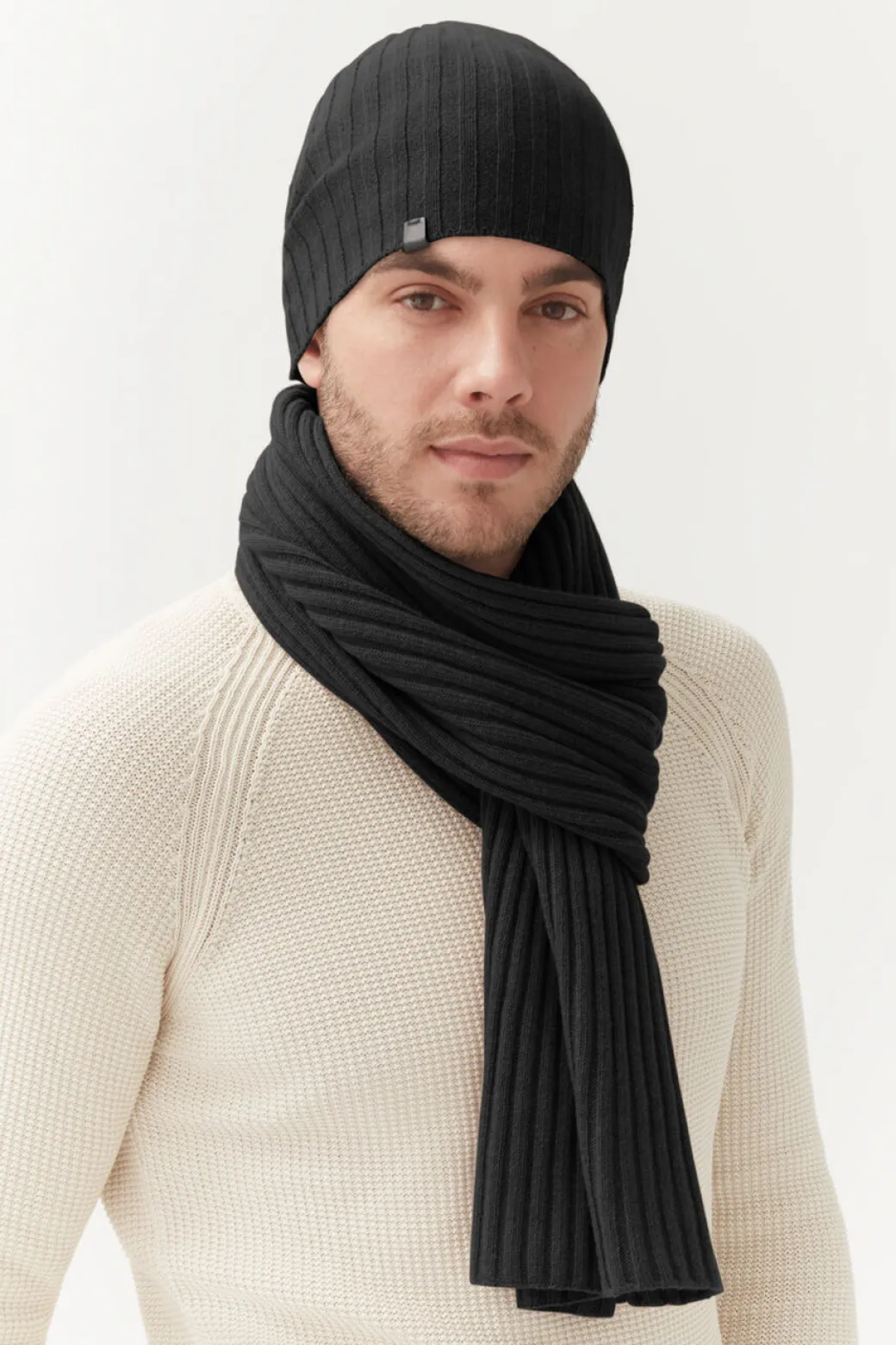 Cuyana Mens Wool Cashmere Ribbed Beanie* Accessories
